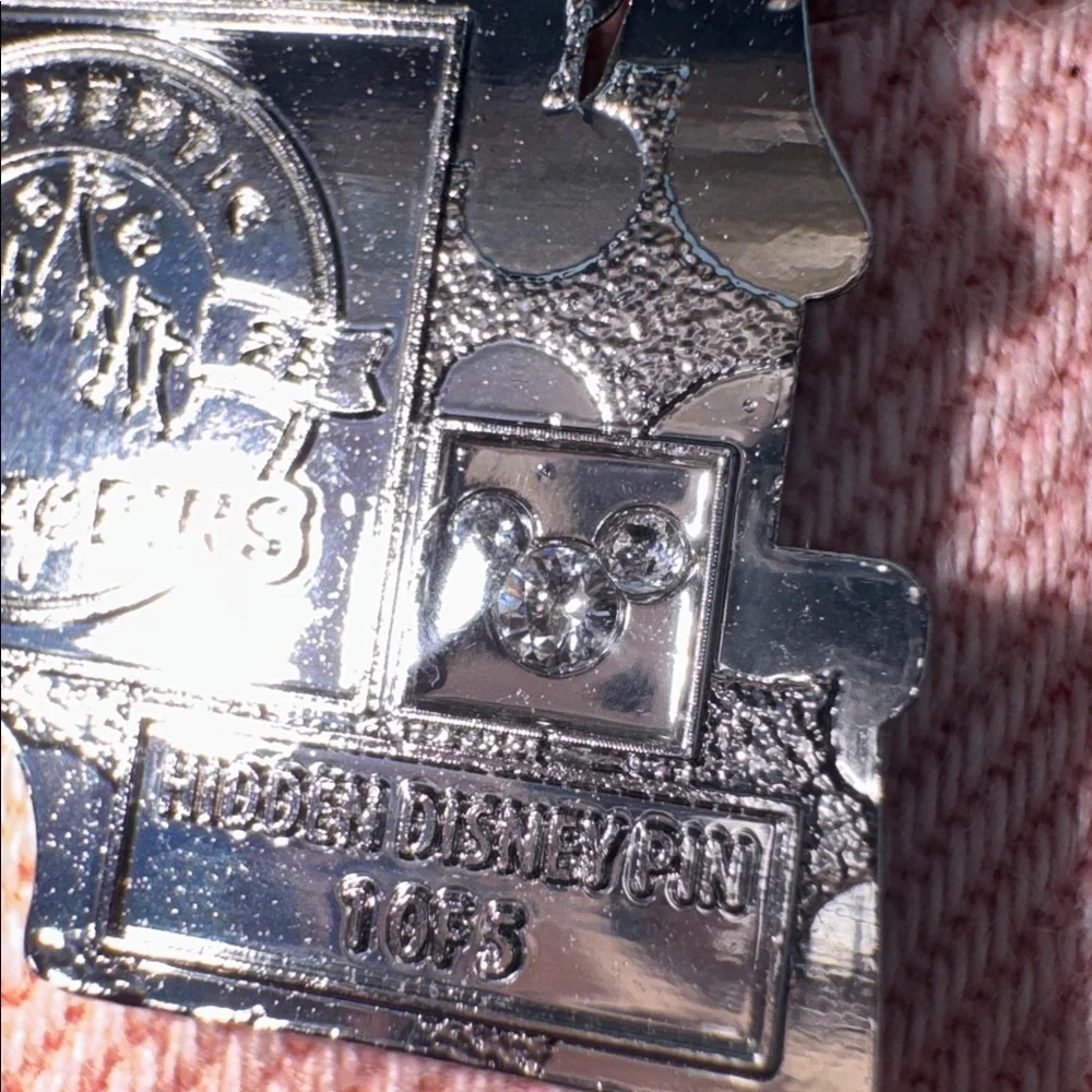 Disney trading Pin 2025 Wave B 